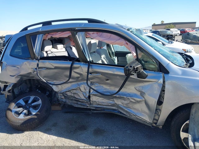 Subaru Forester 2.5i Premium 2018 JF2SJAGC9JH539958 Image 6