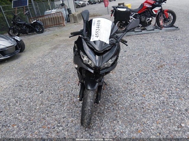 Kawasaki EX400 2019 JKAEXKG12KDA32999 Image 5