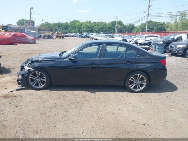 45524510 :رقم المزاد ، WBA8E5G50JNU46945 vin ، 2018 Bmw 320i Xdrive مزاد بيع