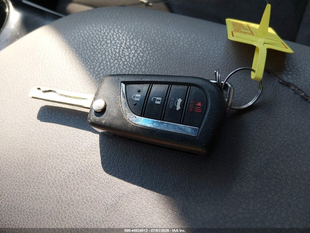 4T1B11HK3KU784215 Toyota CAMRY LE