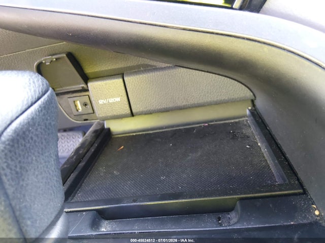 4T1B11HK3KU784215 Toyota CAMRY LE