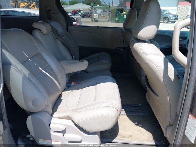 2016 Toyota Sienna Xle 8 Passenger მანქანა იყიდება აუქციონზე, vin: 5TDYK3DC5GS722901, აუქციონის ნომერი: 45524518