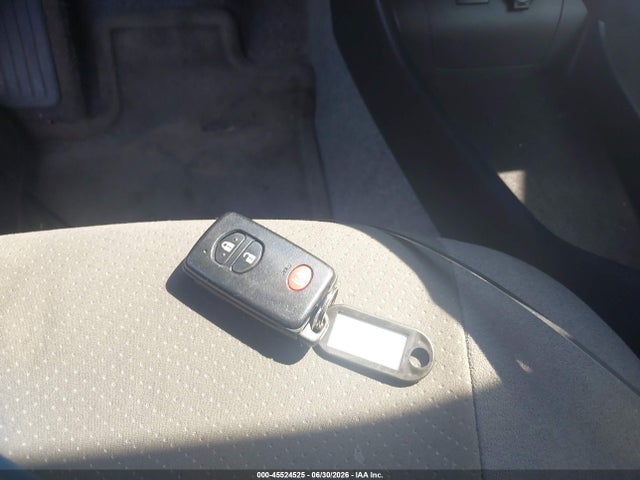 Toyota Prius Three 2014 JTDKN3DU4E1764413 Image 11