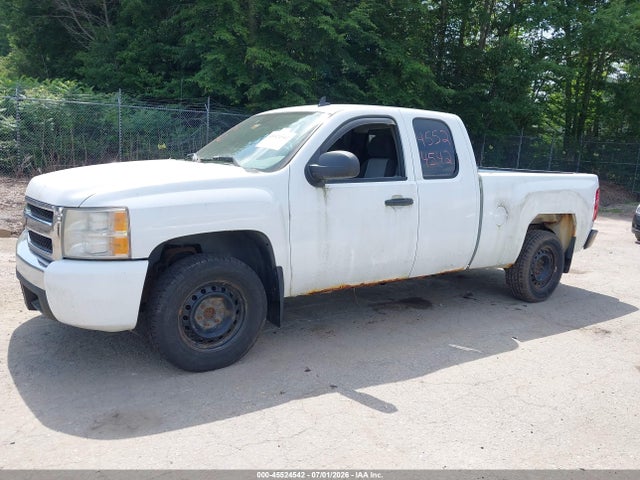 Auction sale of the 2007 Chevrolet Silverado 1500 Work Truck, vin: 2GCEC19C771582550, lot number: 45524542