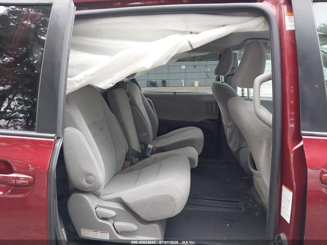 Продажа на аукционе авто 2020 Toyota Sienna Le, vin: 5TDKZ3DC5LS068364, номер лота: 45524543