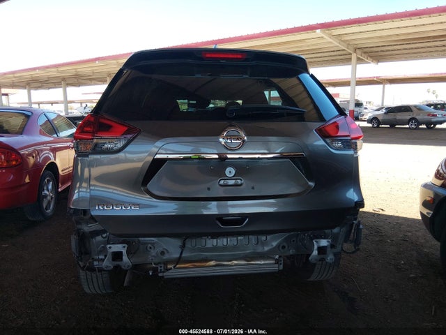 JN8AT2MT4LW007812 Nissan Rogue S Fwd