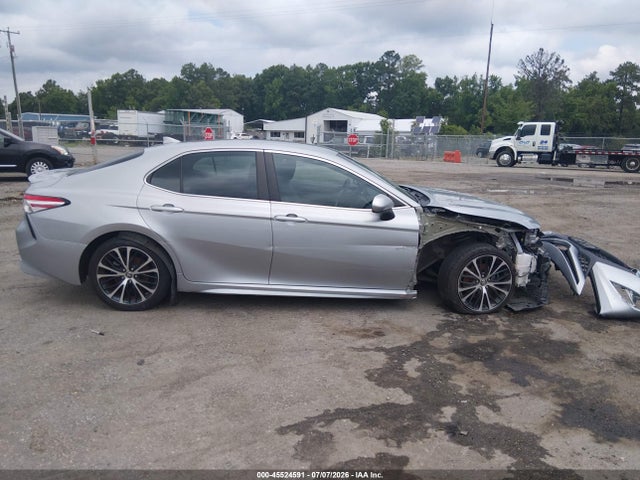 4T1G11AKXLU900673 Toyota CAMRY SE