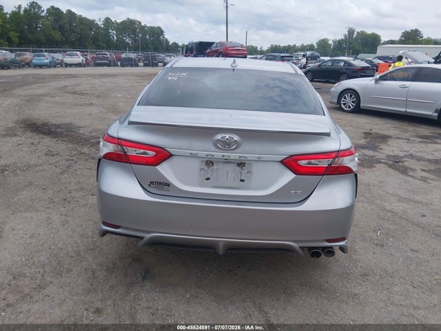 4T1G11AKXLU900673 Toyota CAMRY SE