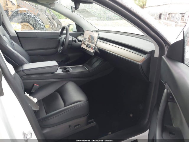 Продажа на аукционе авто 2022 Tesla Model Y Performance Dual Motor All-wheel Drive, vin: 7SAYGDEF1NF517533, номер лота: 45524636