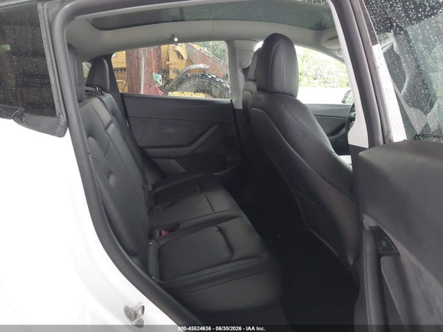 Продажа на аукционе авто 2022 Tesla Model Y Performance Dual Motor All-wheel Drive, vin: 7SAYGDEF1NF517533, номер лота: 45524636