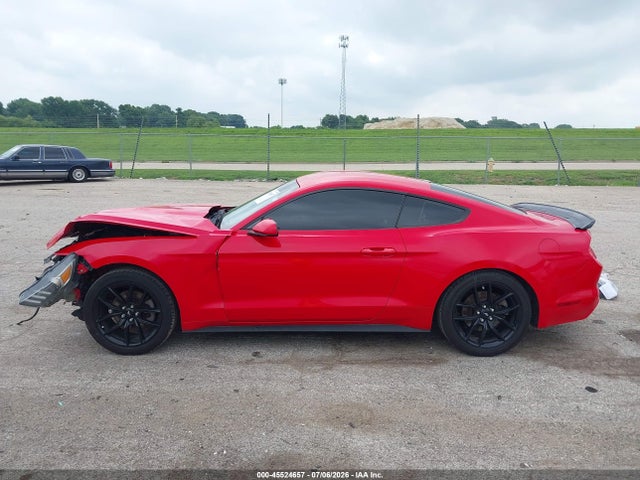 45524657 :رقم المزاد ، 1FA6P8AM1G5209076 vin ، 2016 Ford Mustang V6 مزاد بيع
