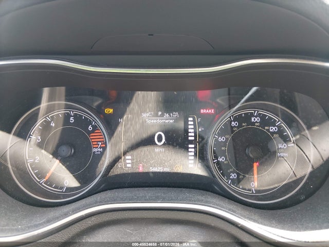 45524658 :رقم المزاد ، 1C4PJLCB5KD458087 vin ، 2019 Jeep Cherokee Latitude Fwd مزاد بيع