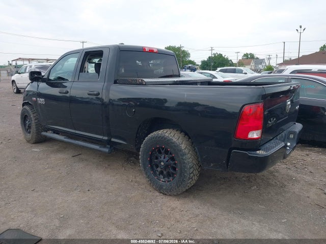 45524692 :رقم المزاد ، 1C6RR7FT5JS351619 vin ، 2018 Ram 1500 Express  4x4 6'4 Box مزاد بيع