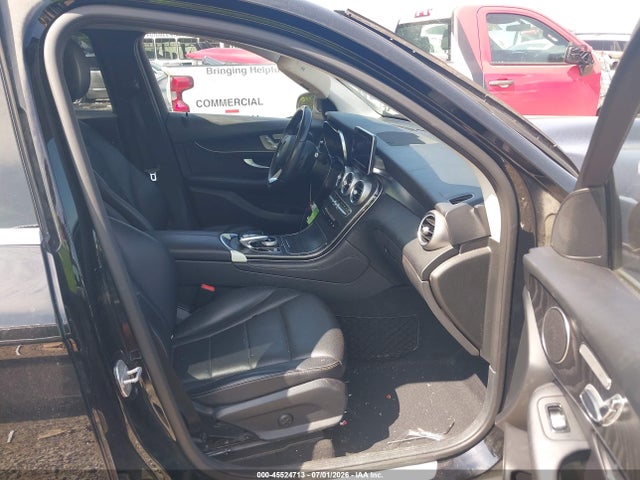 WDC0G4KB8GF052074 Mercedes-Benz Glc 300 4matic
