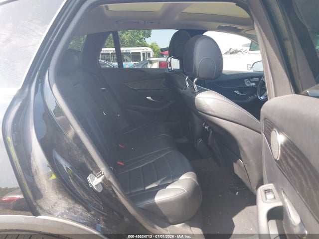 WDC0G4KB8GF052074 Mercedes-Benz Glc 300 4matic