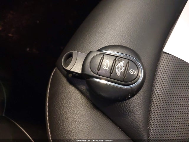 Продаж на аукціоні авто 2014 Mini Hardtop Cooper, vin: WMWXM5C59ET934104, номер лоту: 45524731