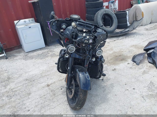 Harley-Davidson FLHXS 2021 1HD1KRP18MB638023 Image 5