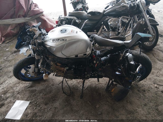 JS1GN7FA8T7100149 Suzuki GSX-R600