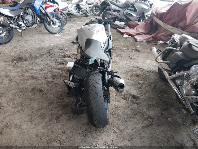 JS1GN7FA8T7100149 Suzuki GSX-R600