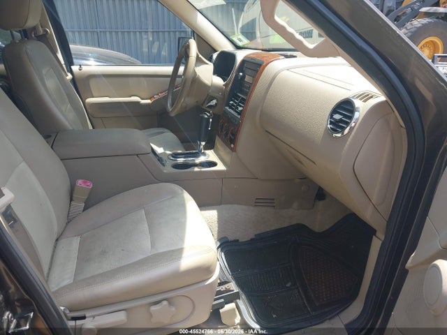 45524756 :رقم المزاد ، 1FMEU74E18UA84631 vin ، 2008 Ford Explorer Eddie Bauer مزاد بيع