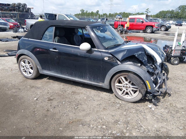Продаж на аукціоні авто 2014 Mini Convertible Cooper, vin: WMWZN3C5XET266386, номер лоту: 45524767