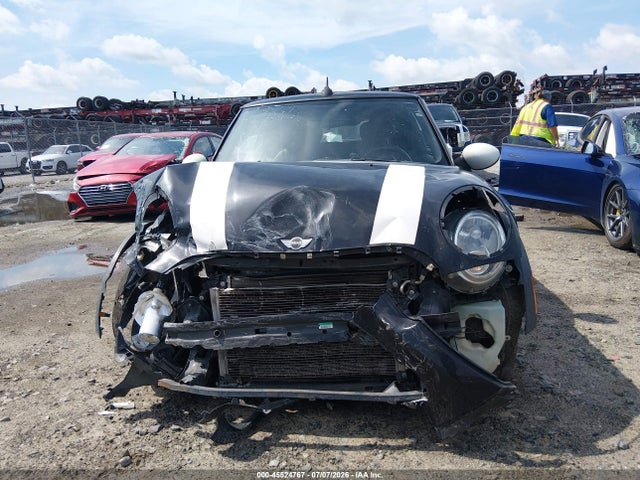 45524767 :رقم المزاد ، WMWZN3C5XET266386 vin ، 2014 Mini Convertible Cooper مزاد بيع