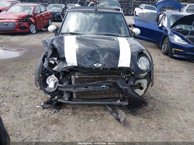 45524767 :رقم المزاد ، WMWZN3C5XET266386 vin ، 2014 Mini Convertible Cooper مزاد بيع