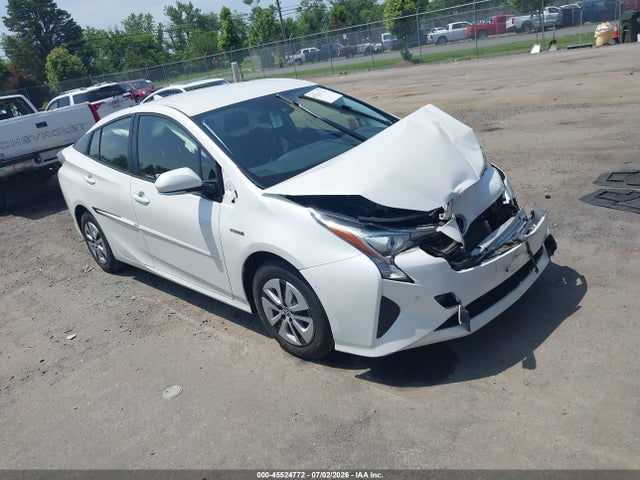 2018 Toyota Prius Three მანქანა იყიდება აუქციონზე, vin: JTDKARFU4J3057502, აუქციონის ნომერი: 45524772