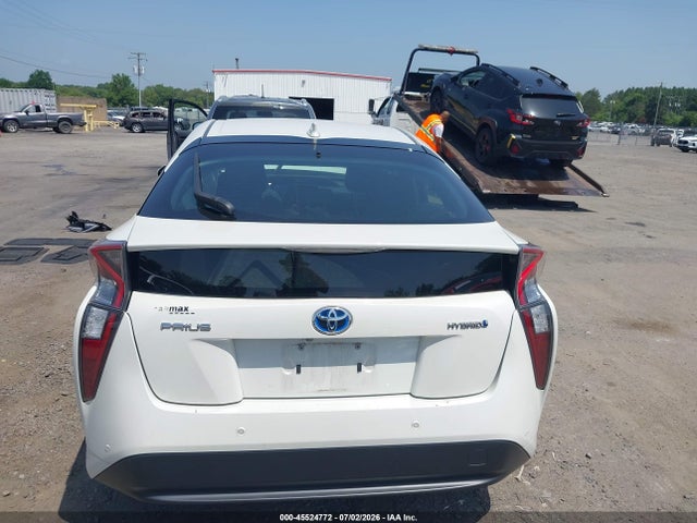 2018 Toyota Prius Three მანქანა იყიდება აუქციონზე, vin: JTDKARFU4J3057502, აუქციონის ნომერი: 45524772