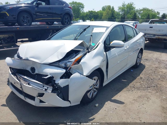 2018 Toyota Prius Three მანქანა იყიდება აუქციონზე, vin: JTDKARFU4J3057502, აუქციონის ნომერი: 45524772