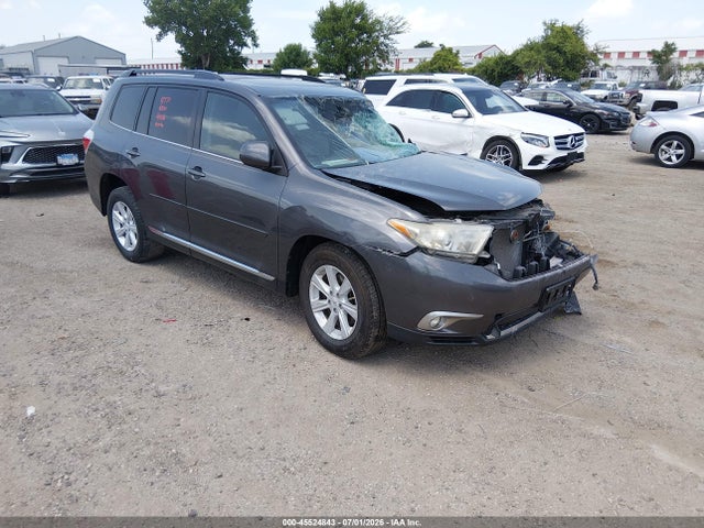 Продажа на аукционе авто 2011 Toyota Highlander Se V6, vin: 5TDBK3EH1BS079648, номер лота: 45524843