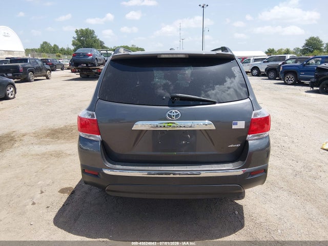45524843 :رقم المزاد ، 5TDBK3EH1BS079648 vin ، 2011 Toyota Highlander Se V6 مزاد بيع