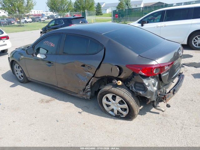 45524860 :رقم المزاد ، 3MZBN1U74HM155907 vin ، 2017 Mazda Mazda3 Sport مزاد بيع
