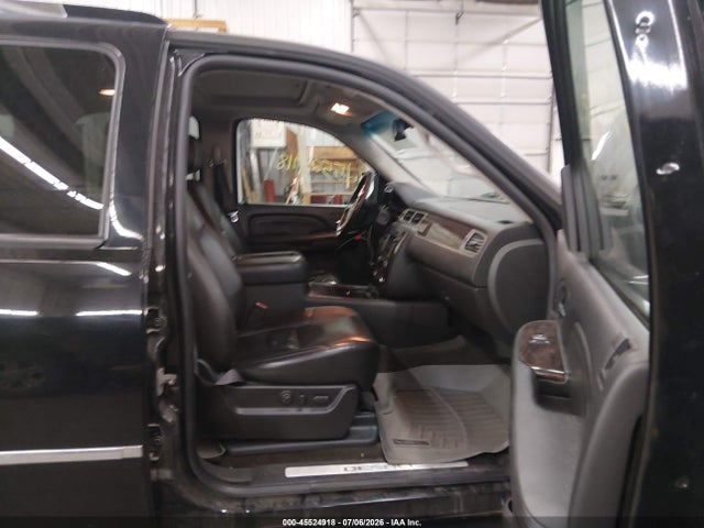 45524918 :رقم المزاد ، 1GKFK03289R253968 vin ، 2009 Gmc Yukon Denali Denali مزاد بيع