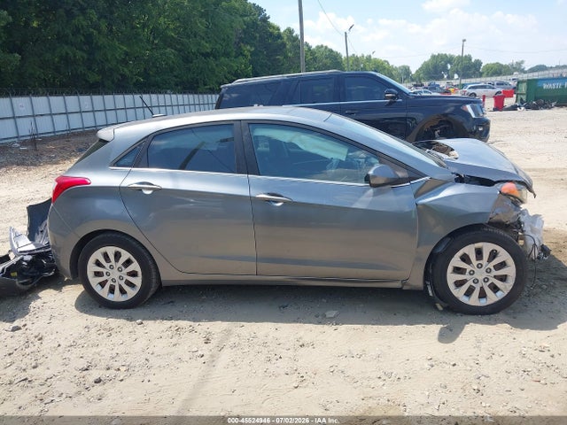 Продаж на аукціоні авто 2016 Hyundai Elantra Gt, vin: KMHD35LH9GU301596, номер лоту: 45524946
