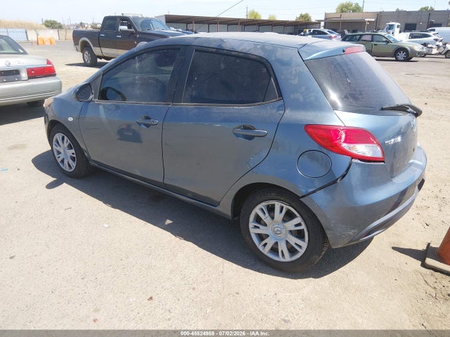 Mazda Mazda2 Sport 2014 JM1DE1KZXE0182897 Image 3