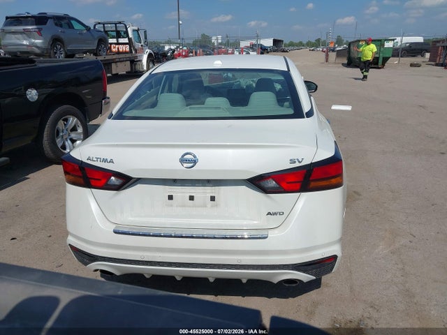 45525000 :رقم المزاد ، 1N4BL4DW2NN363910 vin ، 2022 Nissan Altima Sv Intelligent Awd مزاد بيع