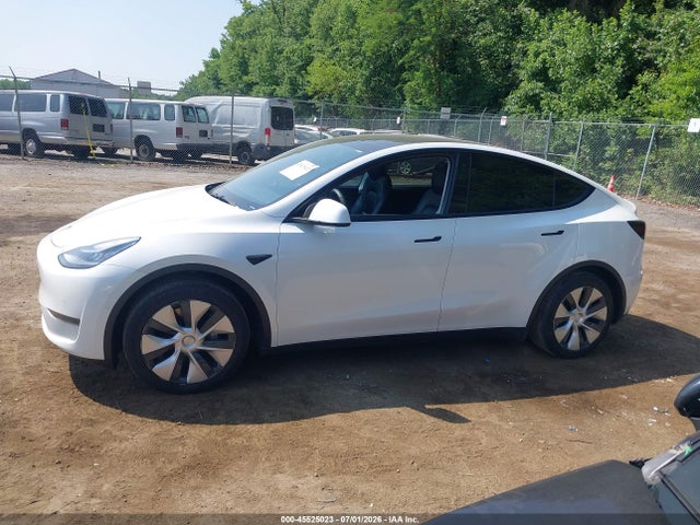 5YJYGAEE3MF265561 Tesla Model Y Long Range Dual Motor All-wheel Drive