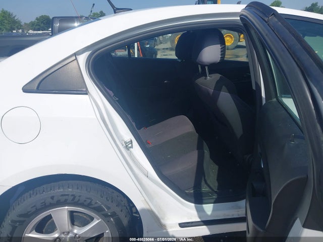 1G1PC5SB2E7118320 Chevrolet Cruze 1lt Auto