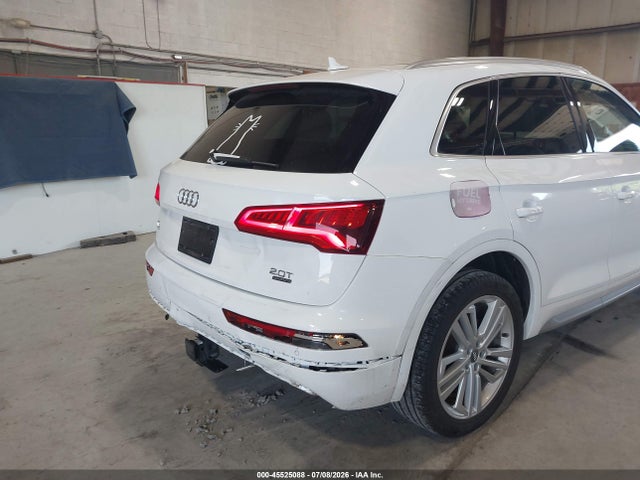 Продаж на аукціоні авто 2018 Audi Q5 2.0t Premium/2.0t Tech Premium, vin: WA1CNAFYXJ2136329, номер лоту: 45525088