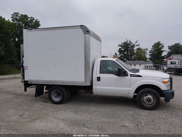 45525113 :رقم المزاد ، 1FDRF3G63GEC88008 vin ، 2016 Ford F-350 Chassis Xl/xlt مزاد بيع