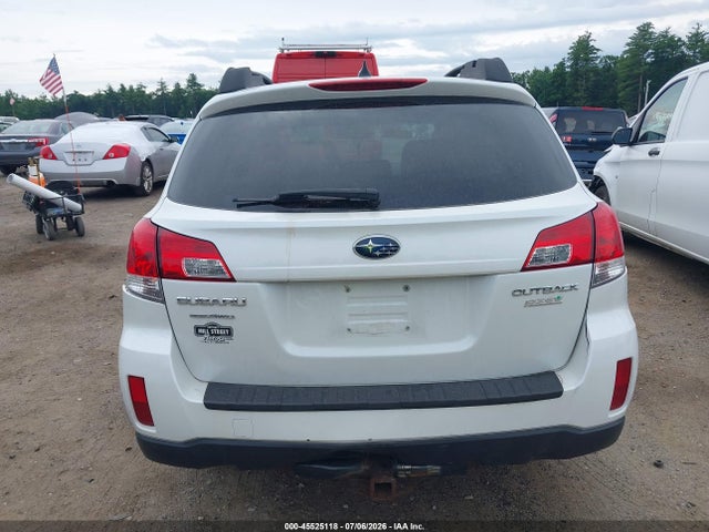 Subaru Outback 2.5i Limited 2014 4S4BRBKC9E3320906 Image 17