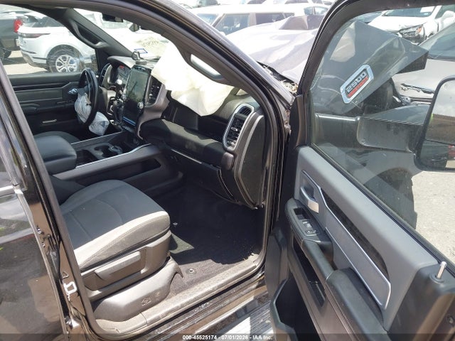 45525174 :رقم المزاد ، 3C6UR5DL2NG156995 vin ، 2022 Ram 2500 Lone Star  4x4 6'4 Box مزاد بيع