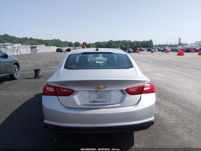 1G1ZC5ST7JF280039 Chevrolet Malibu 1fl
