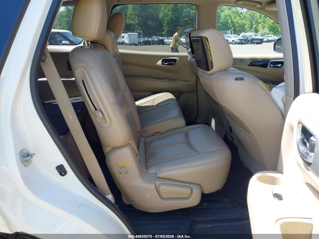 Продажа на аукционе авто 2016 Nissan Pathfinder Platinum, vin: 5N1AR2MM6GC618401, номер лота: 45525270