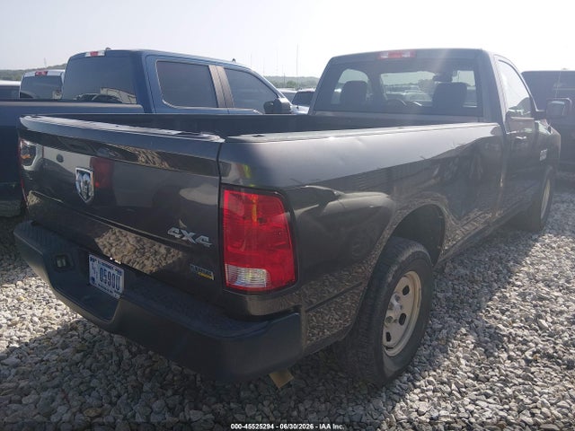 3C6JR7DG9HG675399 RAM 1500 Tradesman 4x4 8&#039; Box