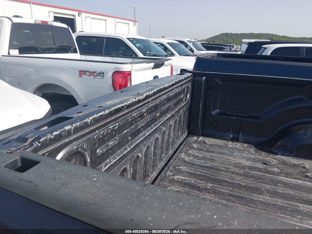 3C6JR7DG9HG675399 RAM 1500 Tradesman 4x4 8&#039; Box