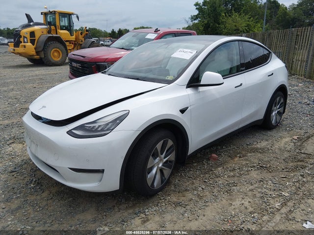 Продажа на аукционе авто 2022 Tesla Model Y Long Range Dual Motor All-wheel Drive, vin: 7SAYGAEE7NF382564, номер лота: 45525296