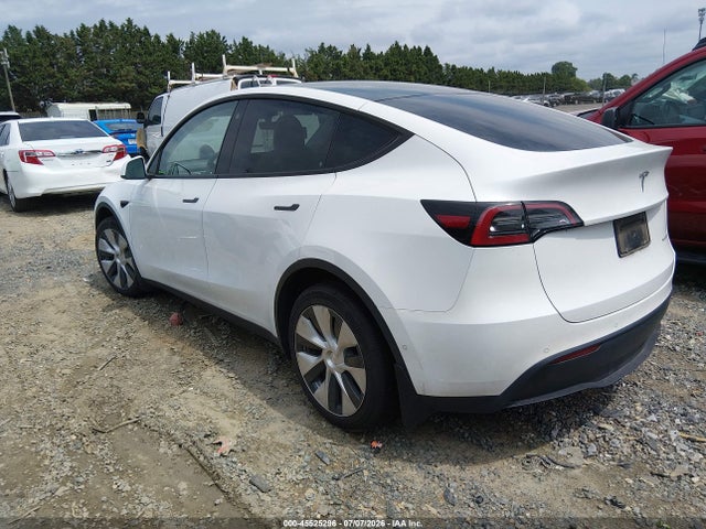 Продажа на аукционе авто 2022 Tesla Model Y Long Range Dual Motor All-wheel Drive, vin: 7SAYGAEE7NF382564, номер лота: 45525296