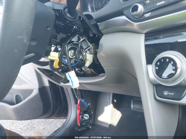 Hyundai ELANTRA SEL 2019 5NPD84LF7KH439221 Image 17